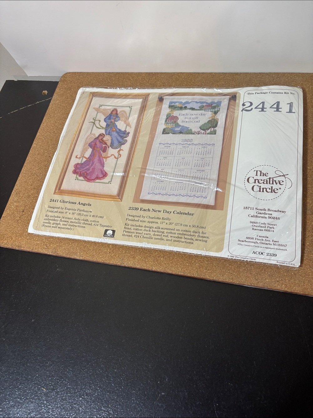 💐3/$15 Opened Home Wall Decor Cross Stitch Kit - White & Brown